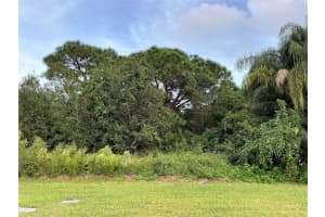 955 George St, Sebastian, FL 32958 Sold 03/28/25
