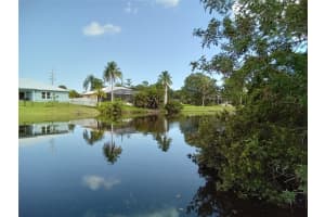 955 George St, Sebastian, FL 32958 Sold 03/28/25