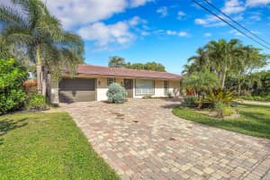 2641 NE 53rd Ct, Lighthouse Point, FL 33064 Sold 03/28/25