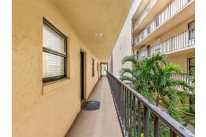 890 Federal Highway, Lantana, FL 33462 - MLS#F10478554