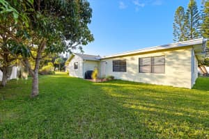 8902 NW 70 Street, Tamarac, FL 33321 Sold 06/23/25