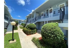 3730 Harrison St 4, Hollywood, FL 33021 Sold 06/16/25