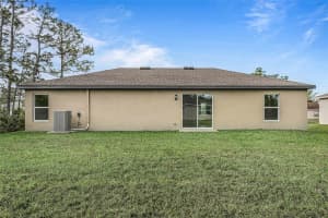 1027 SE Floresta Dr, Port Saint Lucie, FL 34983 Sold 11/07/25