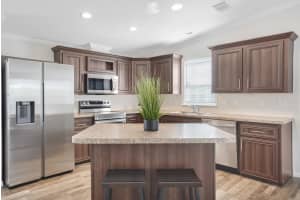 2923 W Marina Dr, Dania Beach, FL 33312 Sold 03/12/25