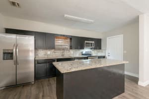 200 SW 30th Ave, Fort Lauderdale, FL 33312 Sold 05/09/25