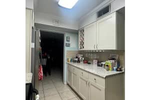 7981 S French Dr 2-306, Hollywood, FL 33024 Sold 06/23/25