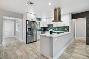 809 NW 28th St, Wilton Manors, FL 33311 Sold 02/10/25