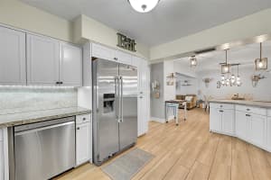 152 SW 60th Ave, Plantation, FL 33317 Sold 02/10/25