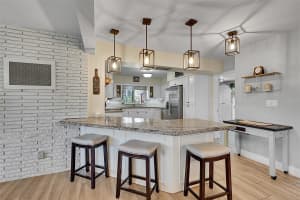 152 SW 60th Ave, Plantation, FL 33317 Sold 02/10/25