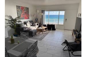 300 Oregon St 404, Hollywood, FL 33019 Sold 03/03/25