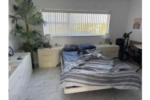 300 Oregon St 404, Hollywood, FL 33019 Sold 03/03/25
