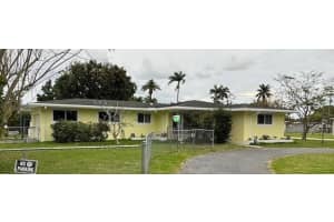 115 Entrada Dr, Hollywood, FL 33021 Sold 03/28/25