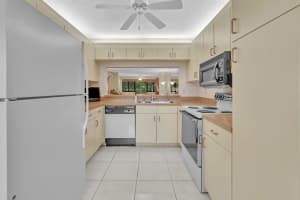 10847 W Clairmont Cir 302, Fort Lauderdale, FL 33321 Sold 09/15/25