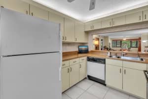 10847 W Clairmont Cir 302, Fort Lauderdale, FL 33321 Sold 09/15/25