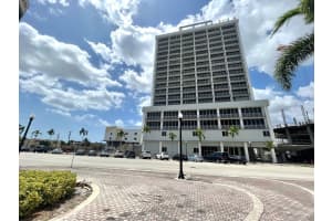 1720 Harrison St 11D & 11D-1, Hollywood, FL 33020 - MLS#F10478926