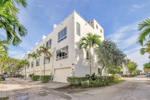 105th Ct 6610, Doral, FL 33178 - MLS#F10478959