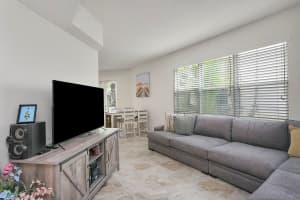 1900 Oceanwalk Ln 107, Lauderdale By The Sea, FL 33062 Sold 04/25/25