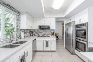 5750 NE 19th Ter, Fort Lauderdale, FL 33308 Sold 04/03/25