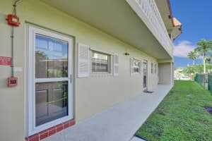2201 SE 9th Street 109, Pompano Beach, FL 33062 Sold 03/18/25