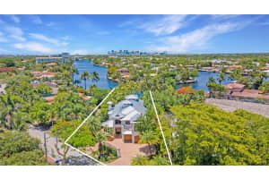 2415 Middle River Dr, Fort Lauderdale, FL 33305 - MLS#F10479166