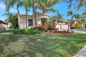 19245 SW 66th St, Fort Lauderdale, FL 33332 Sold 03/21/25