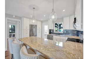 2725 NE 32nd Ave 4, Fort Lauderdale, FL 33308 Sold 04/29/25