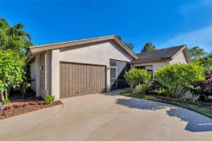 2260 Seagrape Cir, Coconut Creek