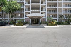 3150 N Palm Aire Dr 602, Pompano Beach, FL 33069 Sold 04/25/25