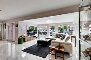 2400 NE 18th Ave, Wilton Manors, FL 33305 Sold 03/31/25