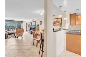 3150 N Palm Aire Dr 503, Pompano Beach, FL 33069 - MLS#F10479423