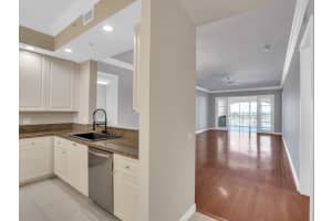 14 Harbour Isle Drive, Fort Pierce, FL 34949 - MLS#F10479437