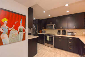 5200 N Ocean Blvd 909D, Lauderdale By The Sea, FL 33308 Sold 03/17/25