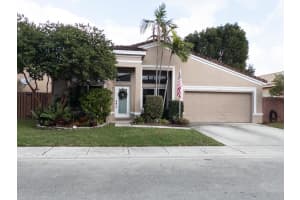 1638 SW 108th Way, Davie, FL 33324 Sold 03/03/25