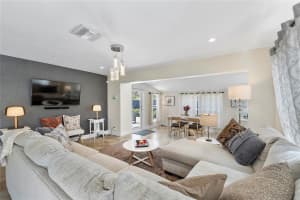 541 NW 39th St, Oakland Park, FL 33309 Sold 05/22/25