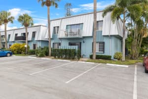 950 S Kanner Hwy E-22, Stuart, FL 34994 Sold 06/04/25