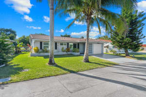 4920 NW 52nd St, Tamarac, FL 33319 Sold 08/14/25