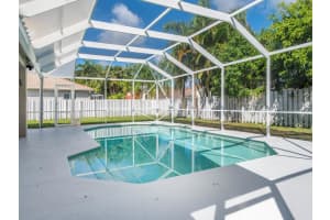 852 HERITAGE DR, Weston, FL 33326 Sold 02/28/25