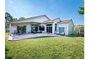 455 STONEMONT DR, Weston, FL 33326 Sold 02/28/25