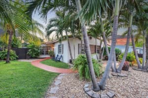 818 NE 3RD ST, Hallandale Beach, FL 33009 Sold 05/23/25