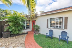 818 NE 3RD ST, Hallandale Beach, FL 33009 Sold 05/23/25