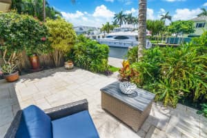 2750 NE 14th St, Fort Lauderdale, FL 33304 Sold 02/20/25