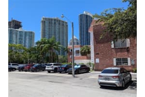 601 SE 5th Ct 104, Fort Lauderdale, FL 33301 Sold 05/29/25