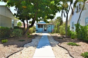 108 S K Street, Lake Worth Beach, FL 33460 Sold 03/12/25
