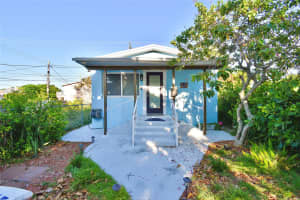 108 S K Street, Lake Worth Beach, FL 33460 Sold 03/12/25