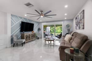 21215 Lago Cir F, Boca Raton