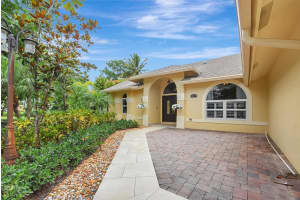 13711 Carlton St, Wellington, FL 33414 Sold 02/12/25