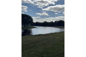 4020 W Palm Aire Dr 112, Pompano Beach, FL 33069 Sold 09/18/25