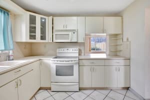 3521 NW 18th Pl, Lauderhill, FL 33311 Sold 04/24/25
