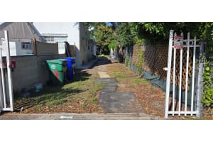 781 NW 30th St, Miami, FL 33127 - MLS#F10479974