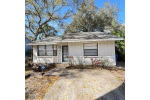 25 47th Ave, Vero Beach, FL 32968 Sold 04/03/25